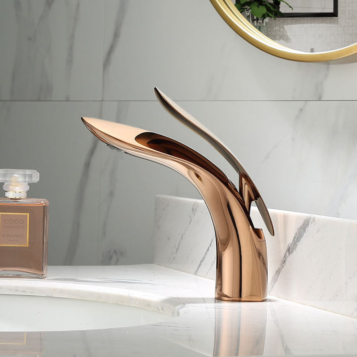 Lisslune | Luxurious modern bathroom faucet