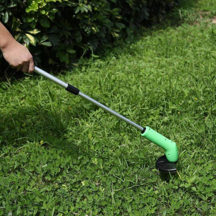 Lisslune | Lightweight Hand Lawn Mower Mowing