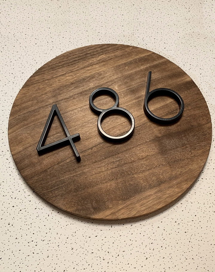 Lisslune | Royelux Modern House Numbers - Stainless Zinc Alloy, Black Finish, 5" High