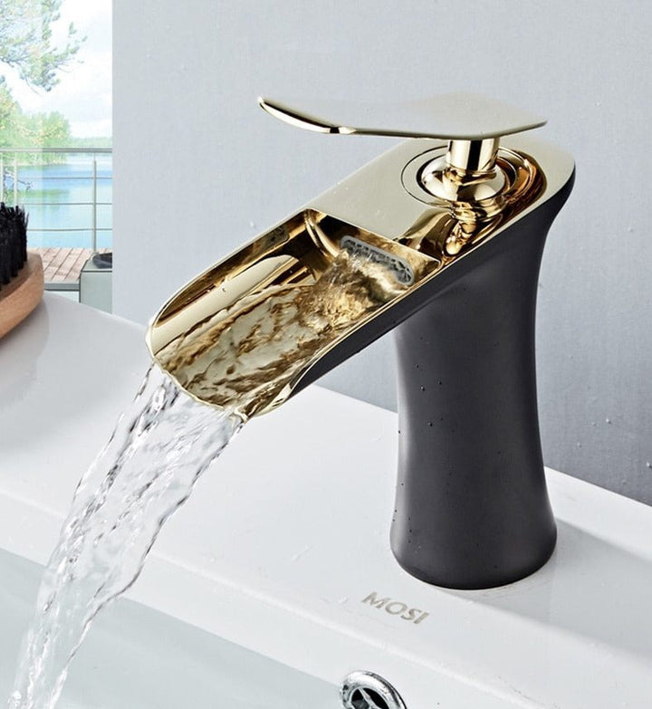 Lisslune | Modern Waterfall Bathroom Tap – Stylish Design & Elegant Water Flow