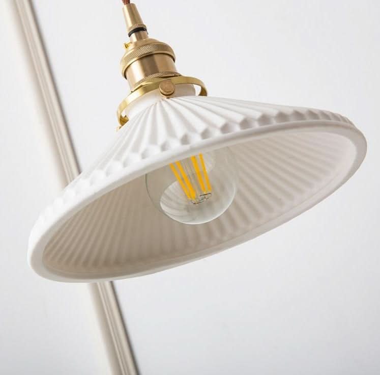 Lisslune | Scandinavian White Ceramic Pendant Light