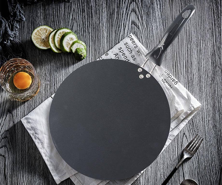 Lisslune | Black Iron Round Non-stick Pancake Pan