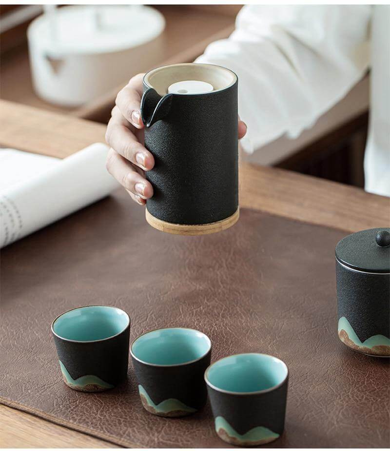 Lisslune | Portable Travel Ceramic Mountain Teapot With 3 Cups