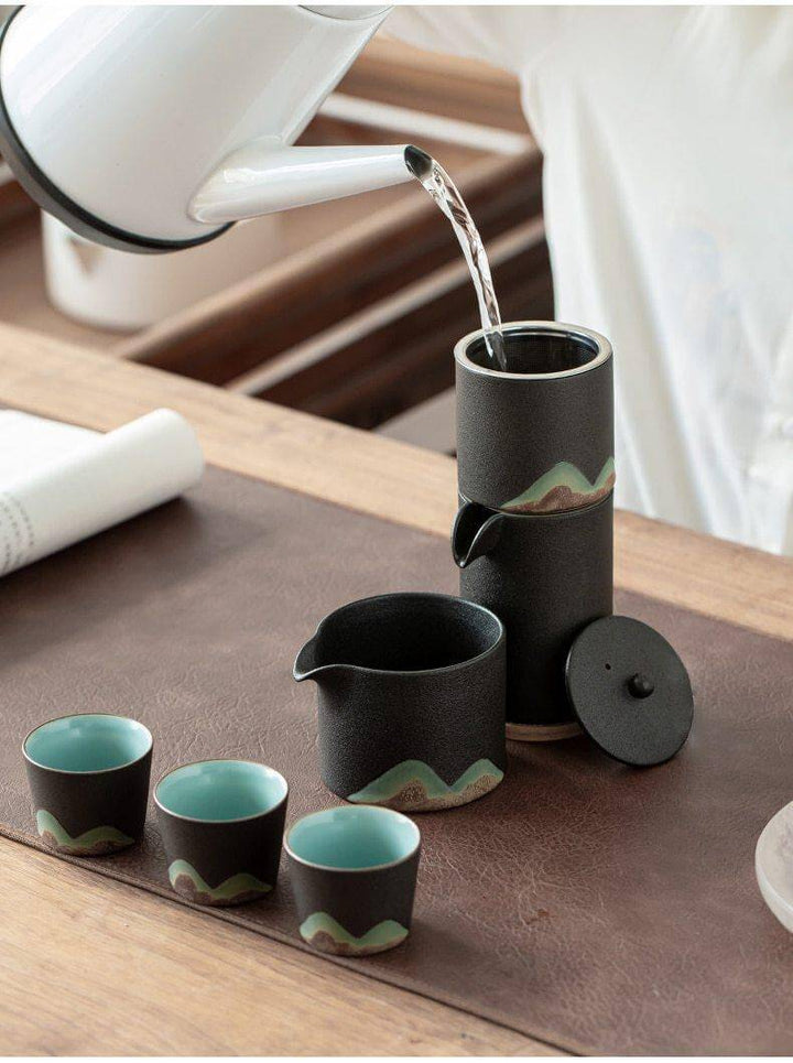 Lisslune | Portable Travel Ceramic Mountain Teapot With 3 Cups