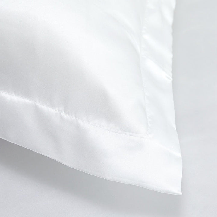 Lisslune | Satin Bedding Set - White
