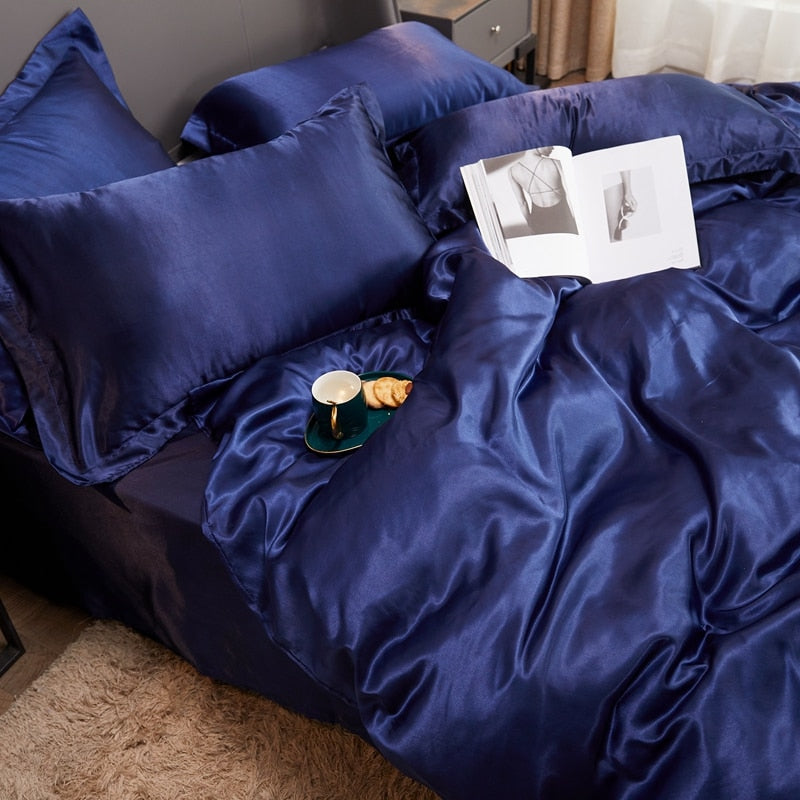 Lisslune | Satin Bed Linen Set - Navy