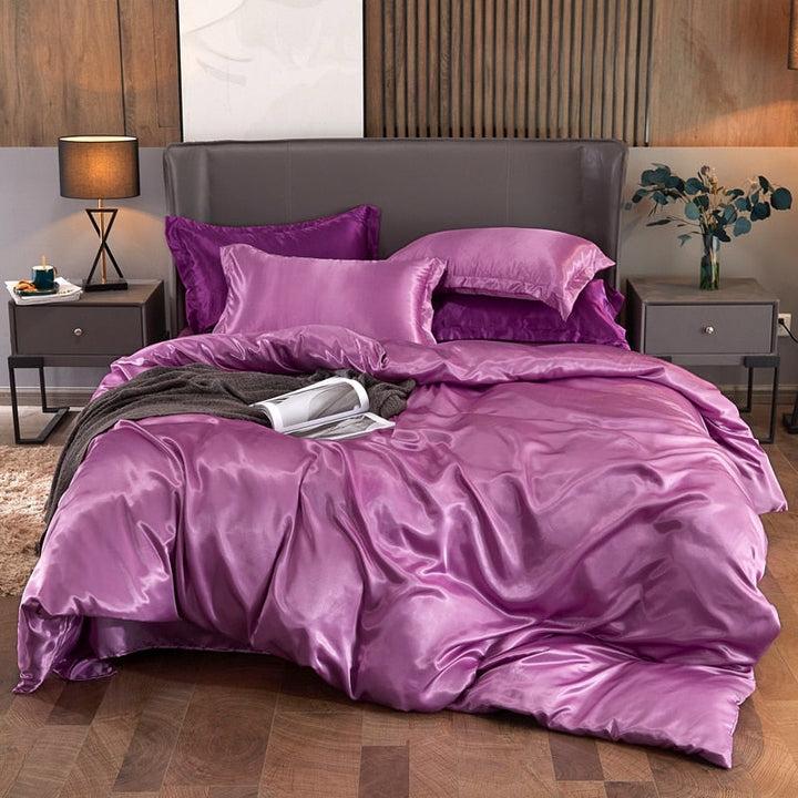Lisslune | Satin Bedding Set - Dark Pink