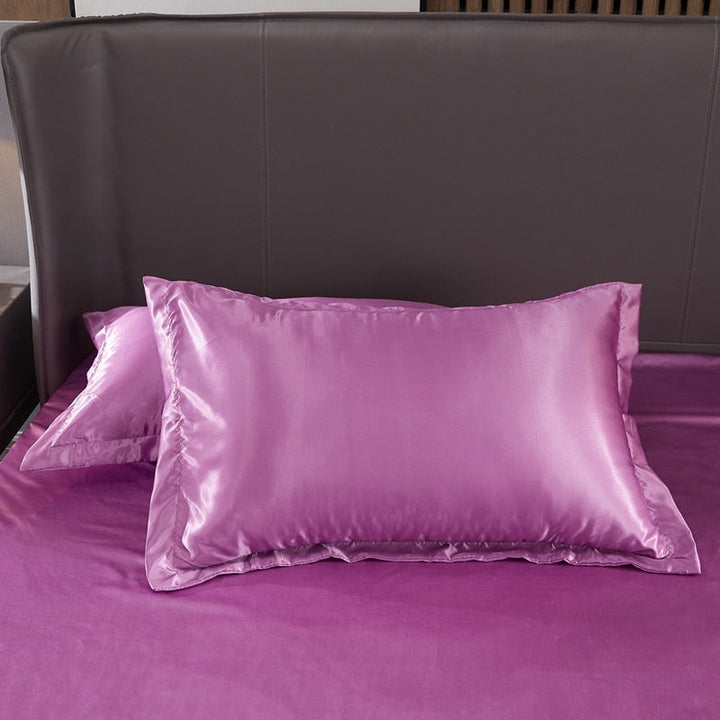 Lisslune | Satin Bedding Set - Dark Pink