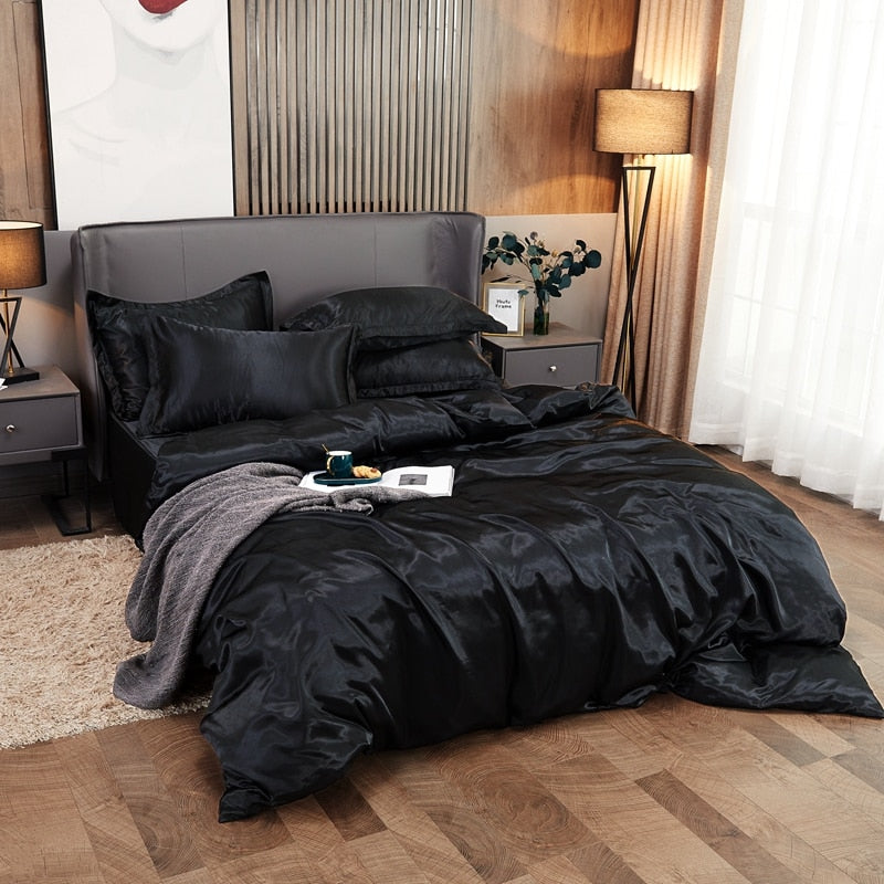 Lisslune | Satin Bed Linen Set - Black