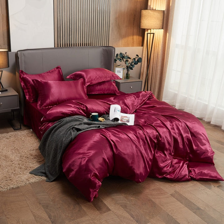 Lisslune | Satin Bedding Set - Burgundy