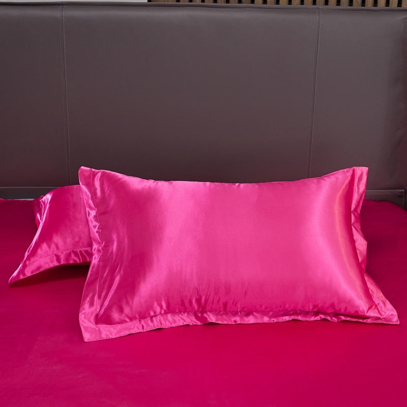 Lisslune | Satin Bedding Set - Bright Pink