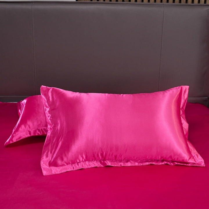 Lisslune | Satin Bedding Set - Bright Pink