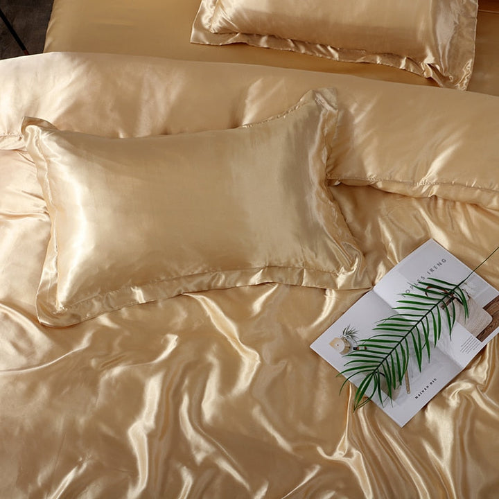 Lisslune | Satin Bedding Set - Pure Gold