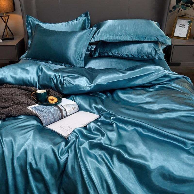 Lisslune | Satin Bedding Set - Opal Blue