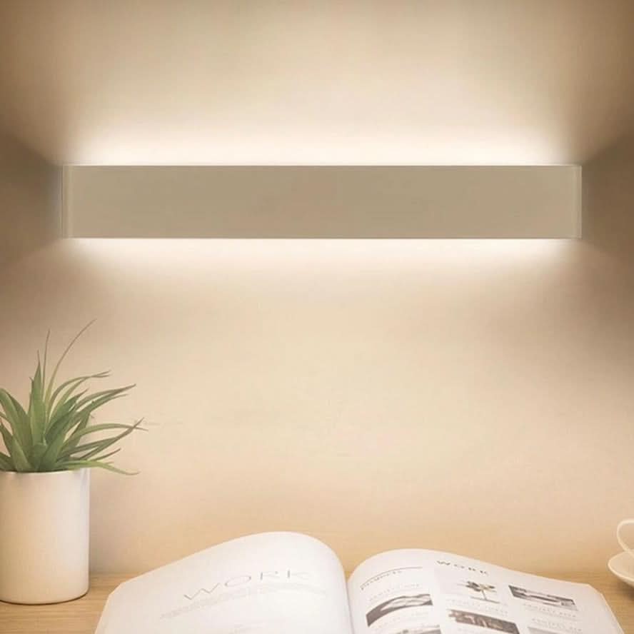 Lisslune | Contemporary LED Wall Lamp – Sleek Black Aluminum Light