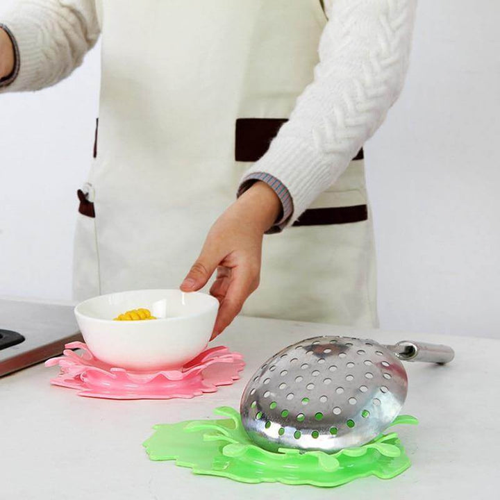 Lisslune | Splashing Tomato Sauce Spoon Holder