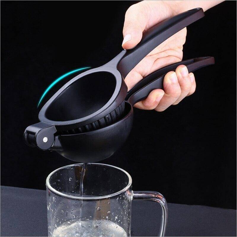 Lisslune | Minimal Lemon Squeezer