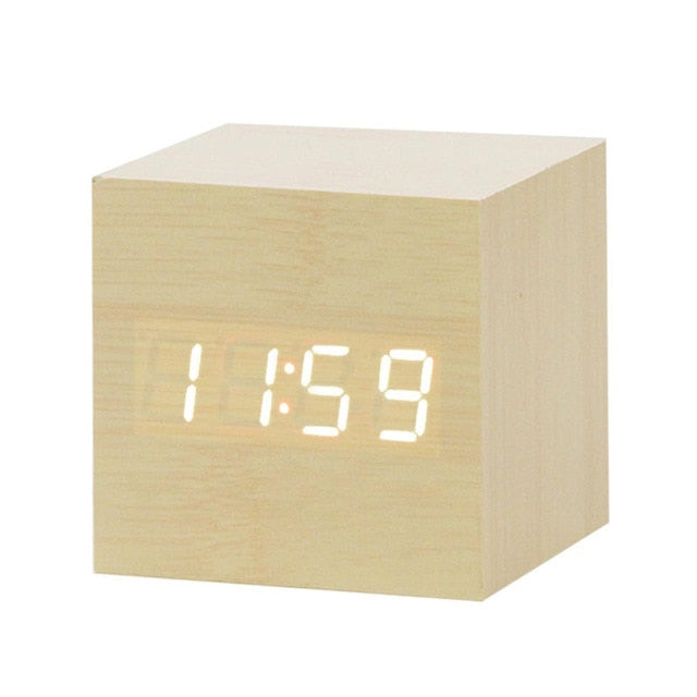 Lisslune | Minimalistic Digital LED Alarm Clock with Voice Control – Sleek Design and Clear Display for Effortless Mornings