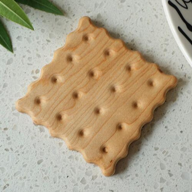 Lisslune | Biscuit Shape Wooden Coaster Placemat