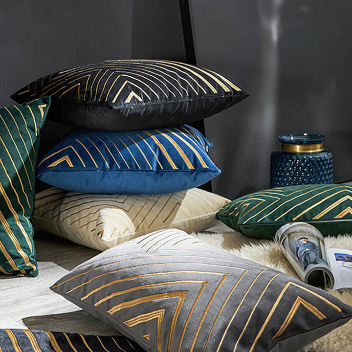Lisslune | The gilded luxury velvet cushion cover