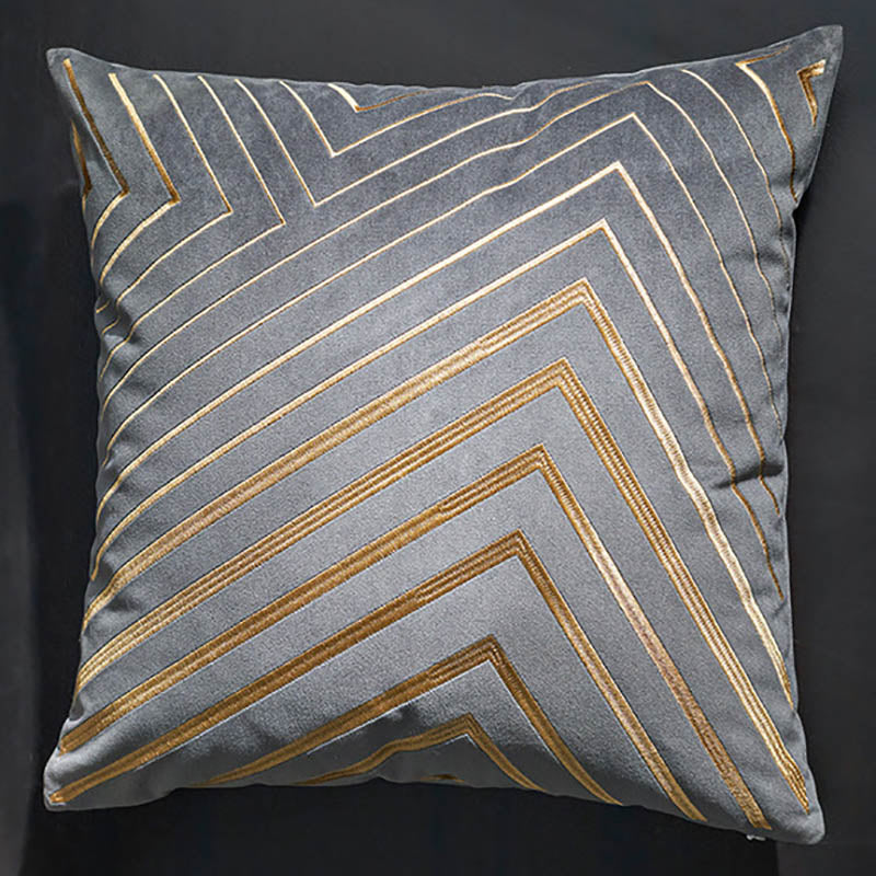 Lisslune | The gilded luxury velvet cushion cover