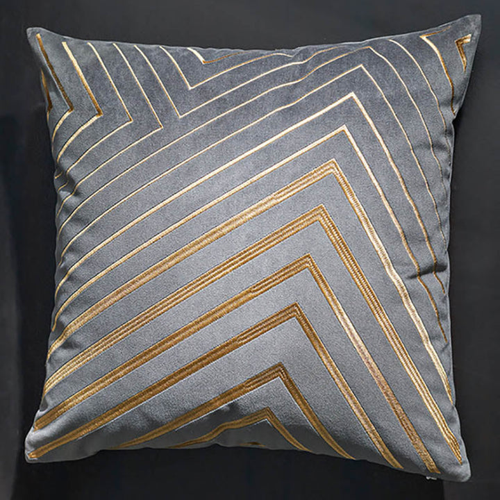 Lisslune | The gilded luxury velvet cushion cover