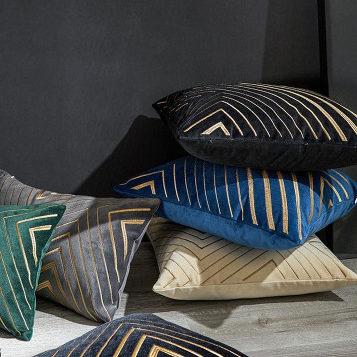 Lisslune | The gilded luxury velvet cushion cover