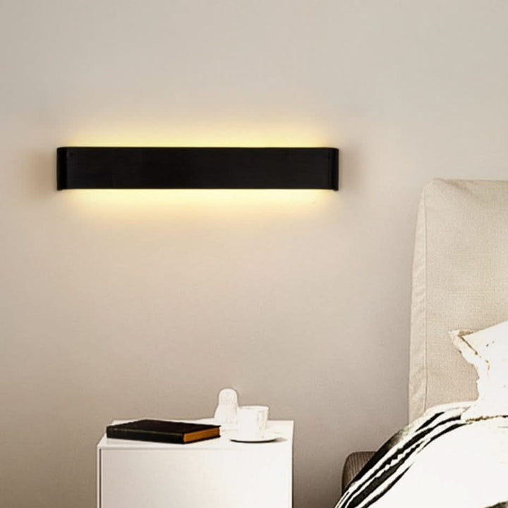Lisslune | Contemporary LED Wall Lamp – Sleek Black Aluminum Light