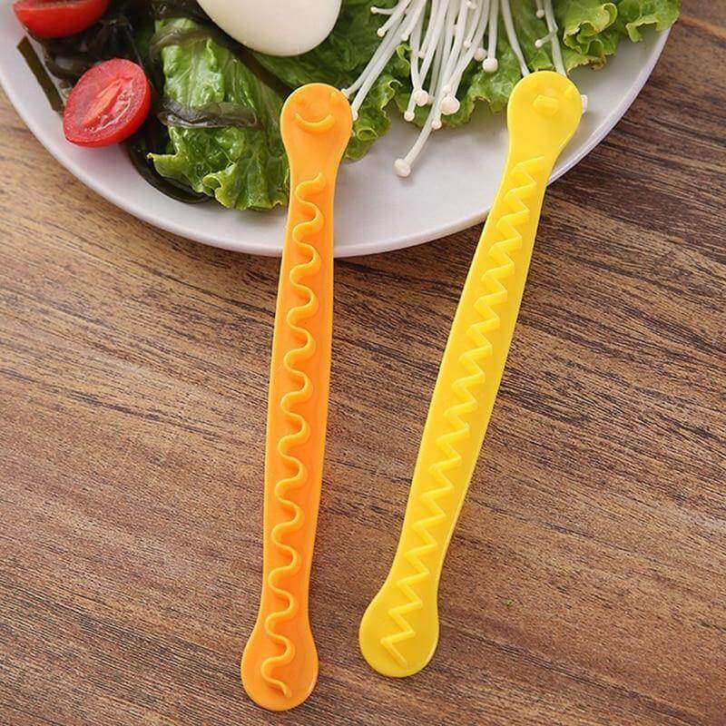 Lisslune | 6pcs Smiley Face Cute Egg Cutter