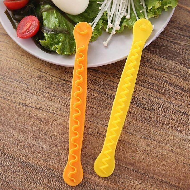 Lisslune | 6pcs Smiley Face Cute Egg Cutter