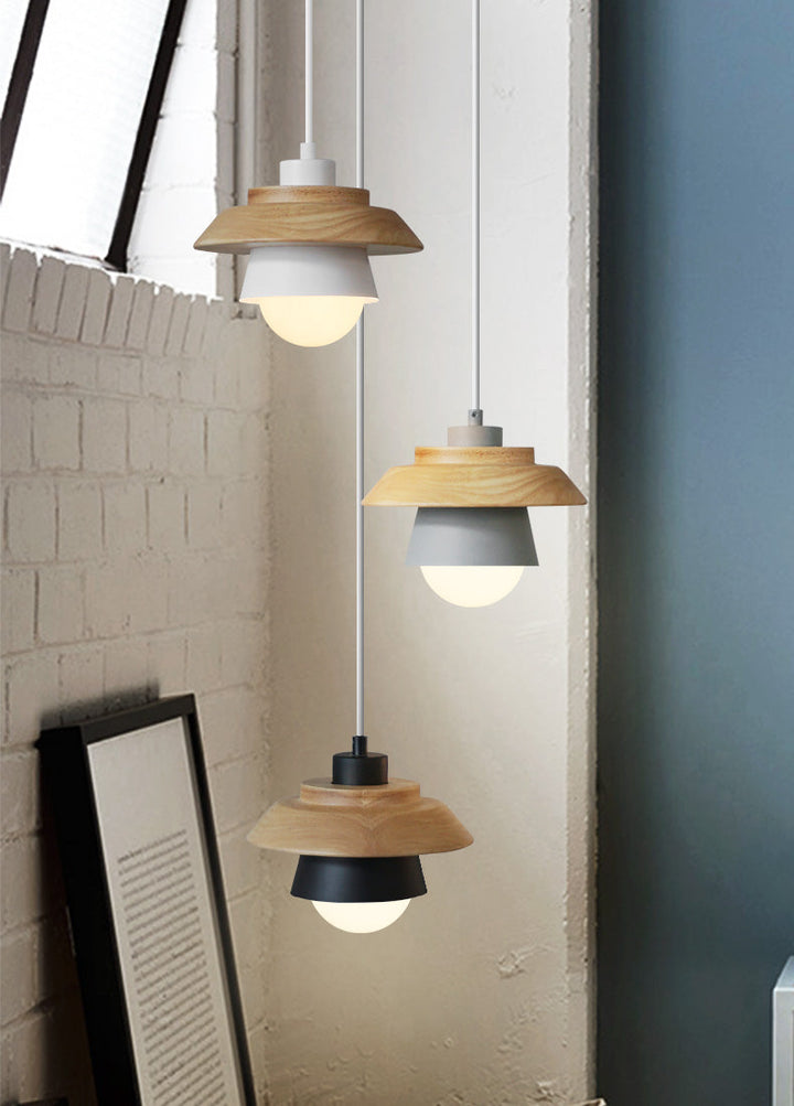 Lisslune | Pendant lights made of Nordic wood