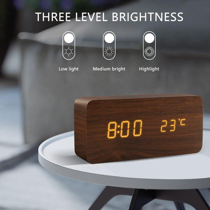 Lisslune | LED Alarm Clock in Wooden Cube Form