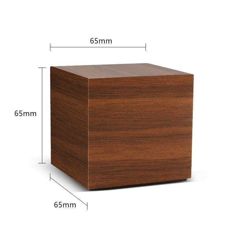 Lisslune | LED Alarm Clock in Wooden Cube Form