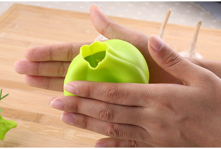 Lisslune | Creative Easy Garlic Peeler