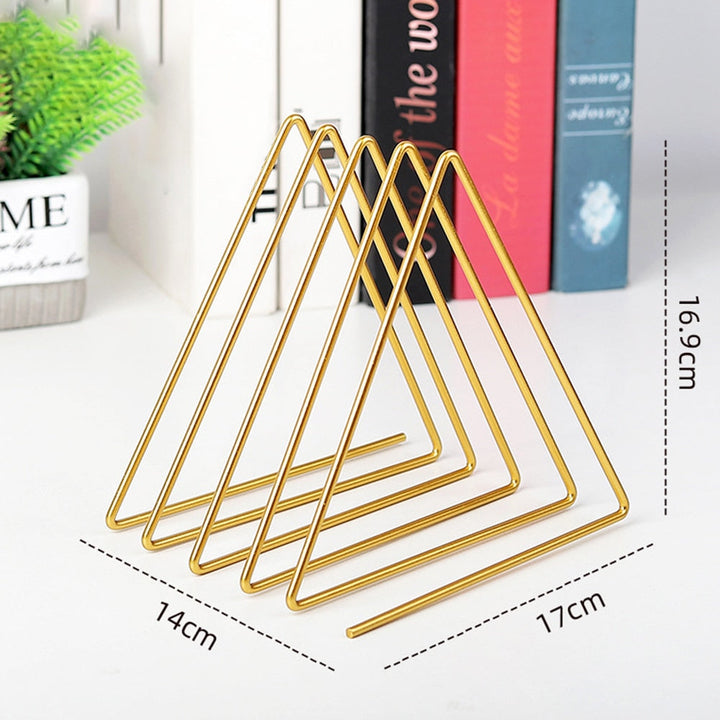 Lisslune | Nordic Triangle Iron Magazine Holder