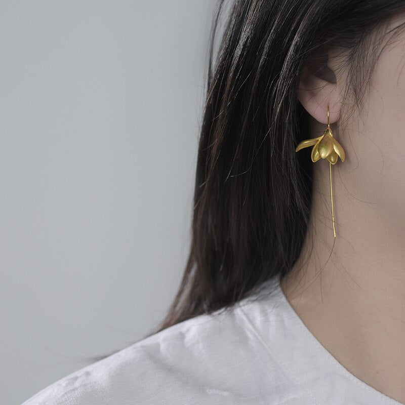 Skorter | 18K Gold Elegant Magnolia Flower Dangle Earrings