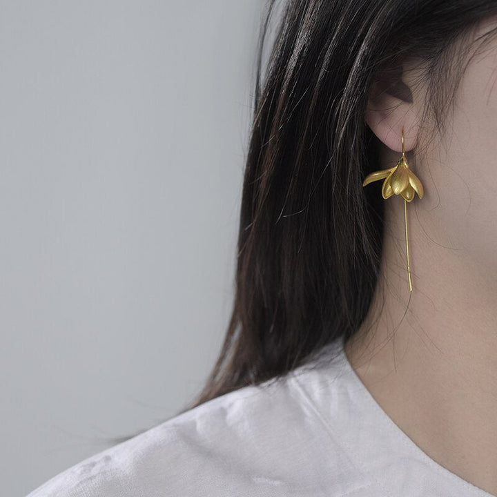 Skorter | 18K Gold Elegant Magnolia Flower Dangle Earrings