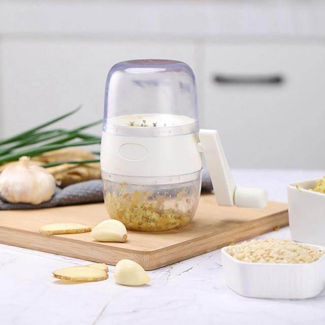 Lisslune | Multifunctional Nut Grinder Crusher Tool