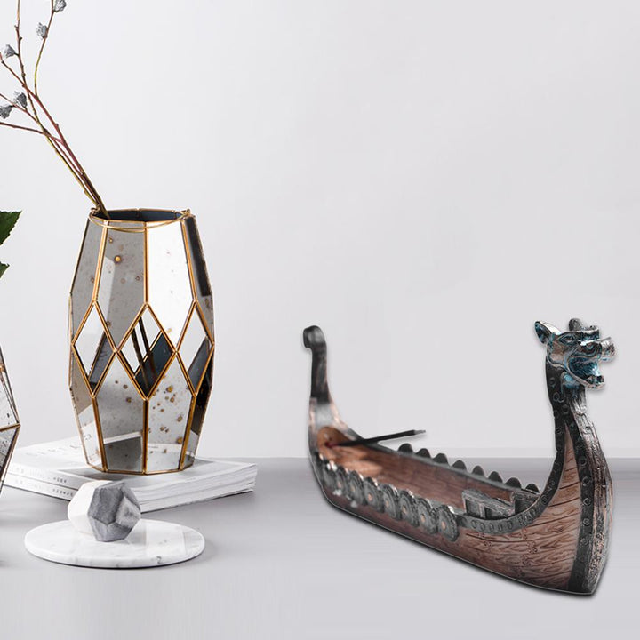 Lisslune | Retro Dragon Boat Incense Holder