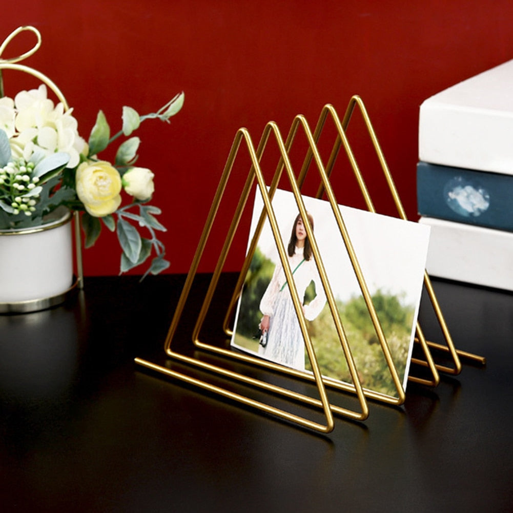 Lisslune | Nordic Triangle Iron Magazine Holder