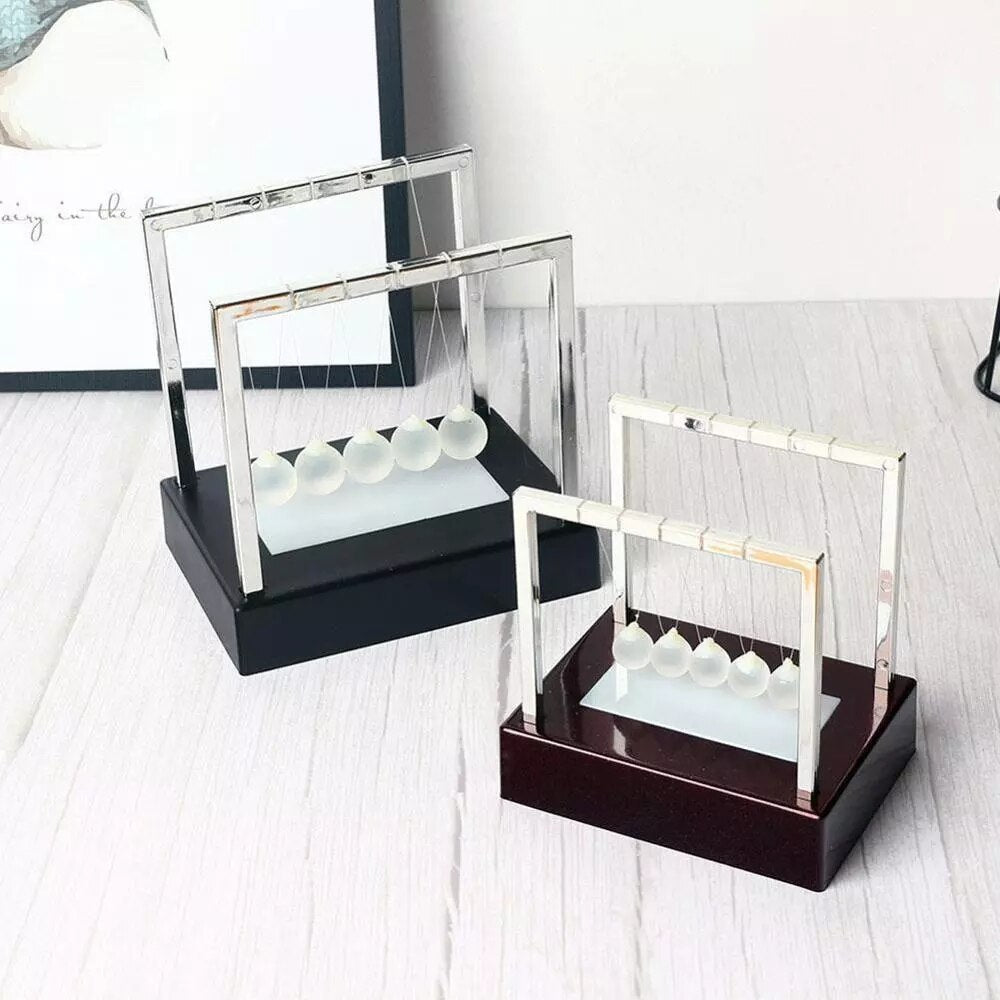 Lisslune | Newton's Pendulum LED Colorful Science Toy