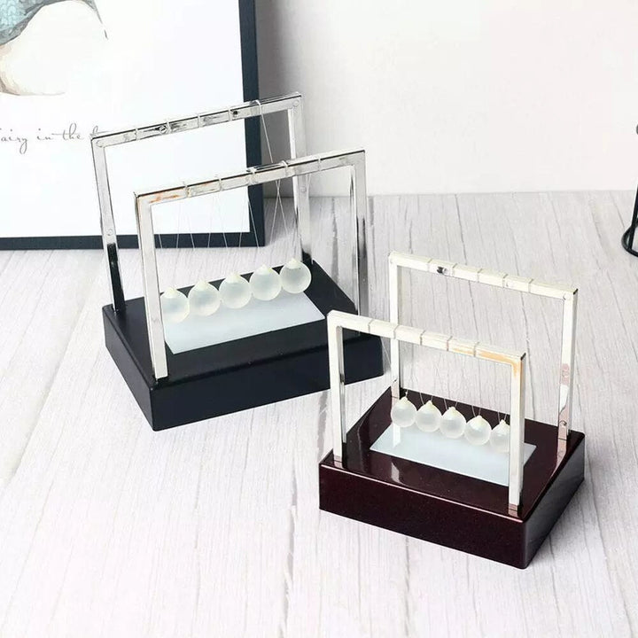 Lisslune | Newton's Pendulum LED Colorful Science Toy
