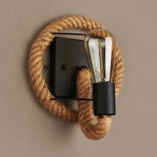 Lisslune | RetroGlow Wall Light – Stylish Vintage Design with Unique Round Frame