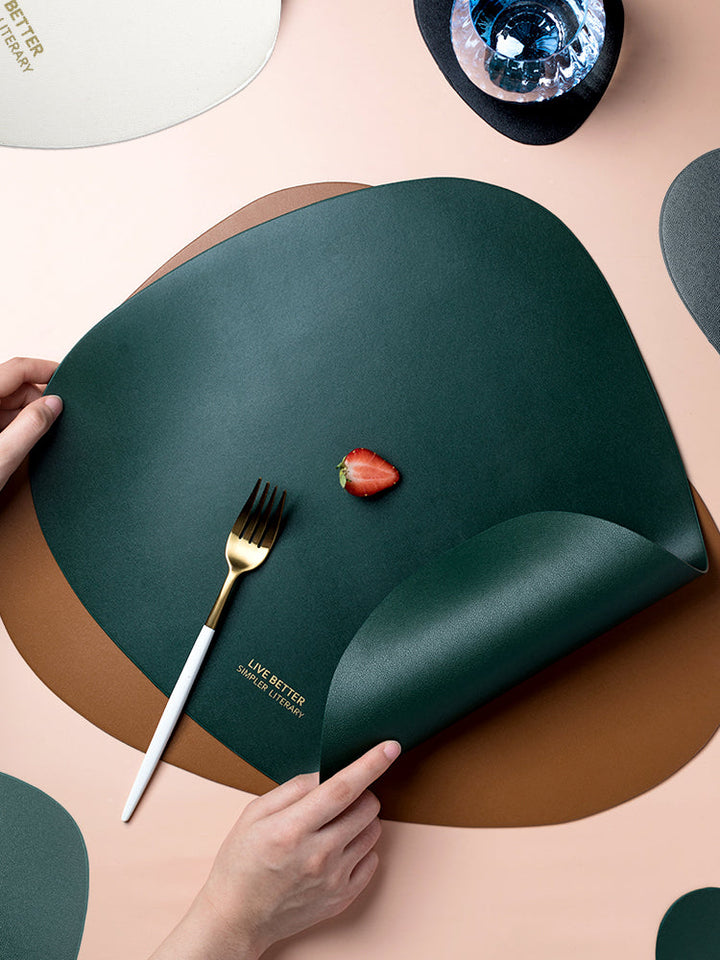 Lisslune | 4 Colors Triangle Placemat Set