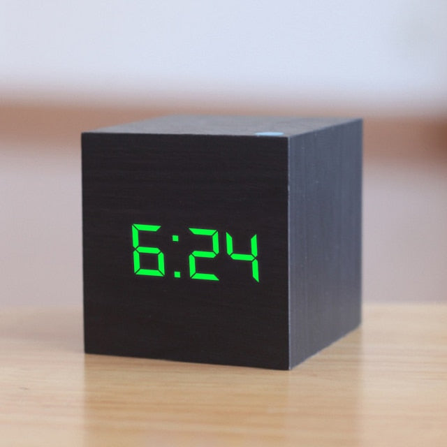 Lisslune | Digital square LED clock