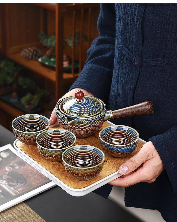 Lisslune | Unique Ceramic Moving Teapot Filter Set
