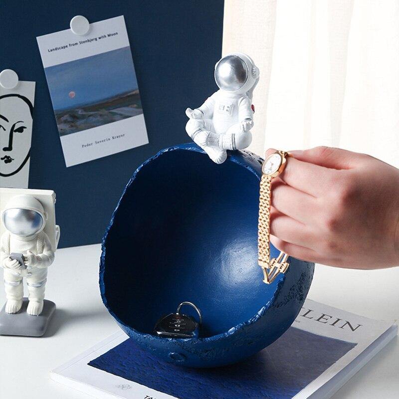 Lisslune | Astronaut Figurine Storage Box