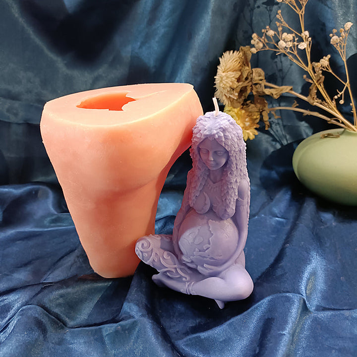 Lisslune | Handmade Mother Earth Candle Mold