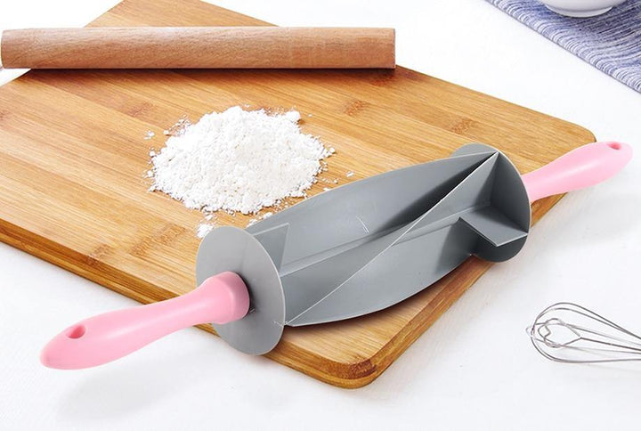 Lisslune | Stainless Steel Croissant Bread Rolling Cutter