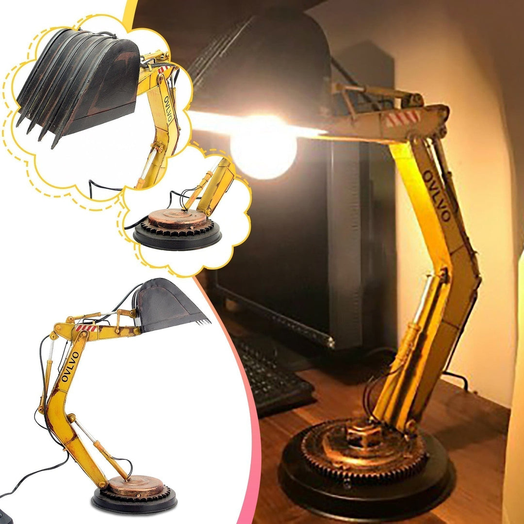 Lisslune | Unique Digger Table Lamp